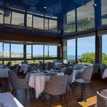 Ar Men Du, & Restaurant Gastronomique Névez