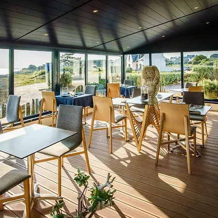 Ar Men Du, & Restaurant Gastronomique Névez